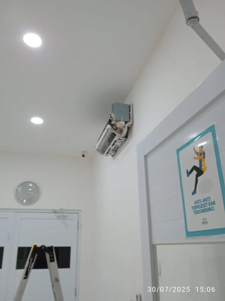 Service AC Tangerang - Fajar Air Conditioner